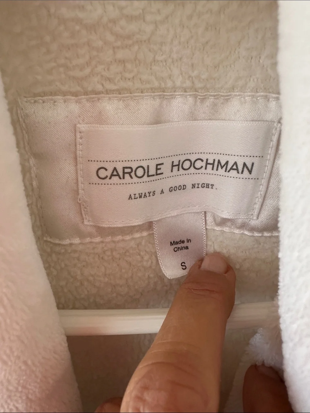 Midnight by Carole Hochman Quilted White Plush Bathrobe with Shawl Collar pocket
